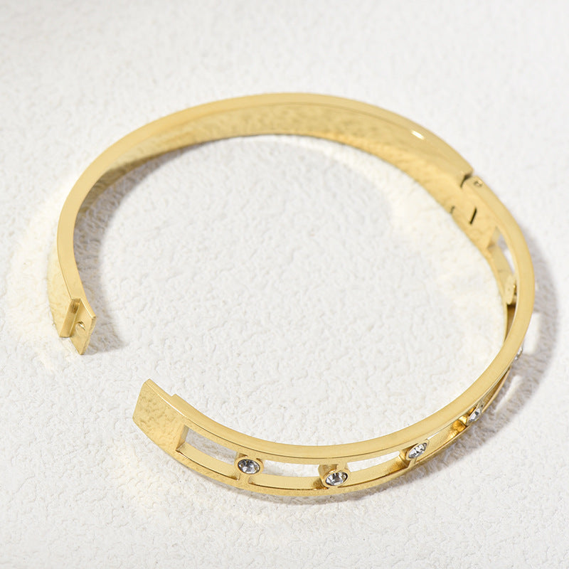 For Bangle Made Of Durable Titanium Steel In Elegant Golden Color