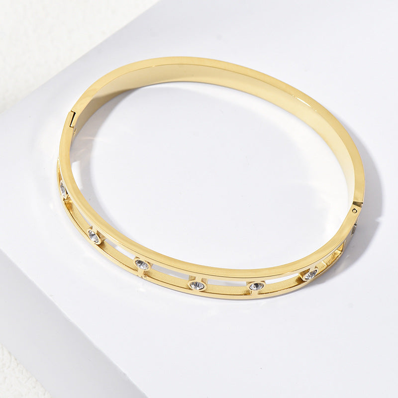 For Bangle Made Of Durable Titanium Steel In Elegant Golden Color