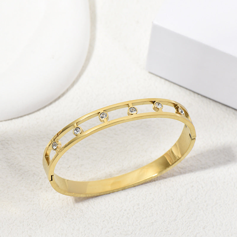 For Bangle Made Of Durable Titanium Steel In Elegant Golden Color