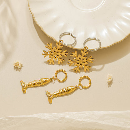 Cute Snowflake Earrings For Women In 304 Stainless Steel With 18K Gold Plated Electroplated Finish