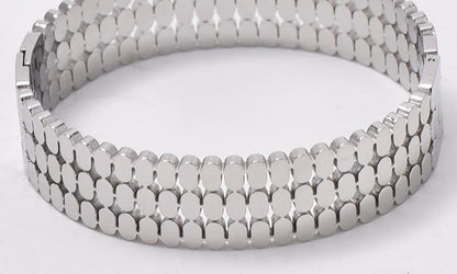 For Bangle Made Of Titanium Steel In Golden Color