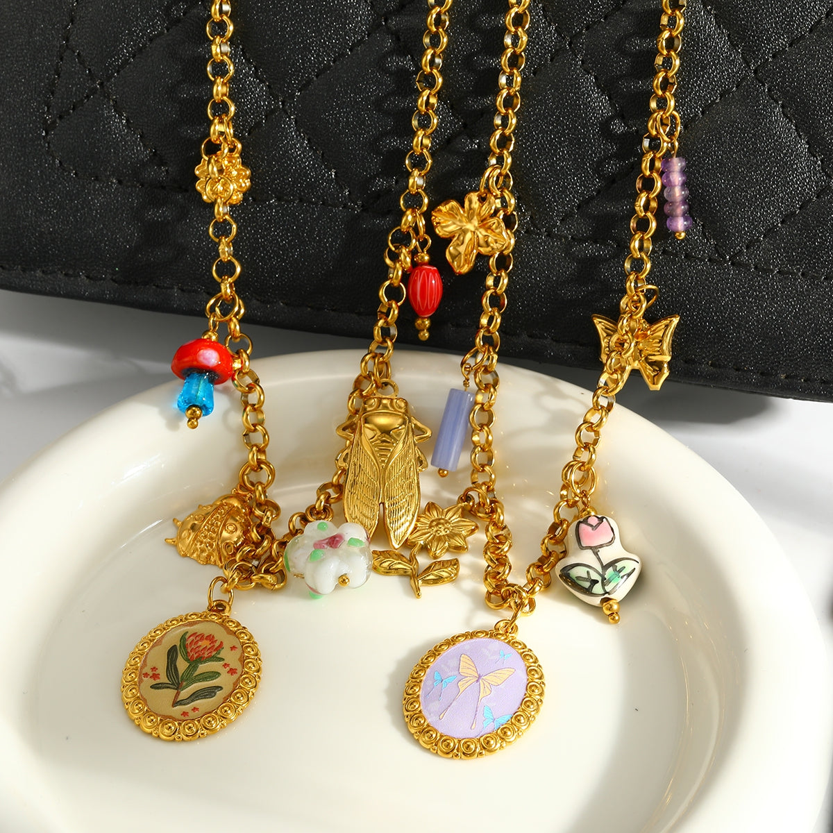 Novelty Round Pendant Necklace For Women In 304 Stainless Steel With 18K Real Gold Plated Finish And Side Chain