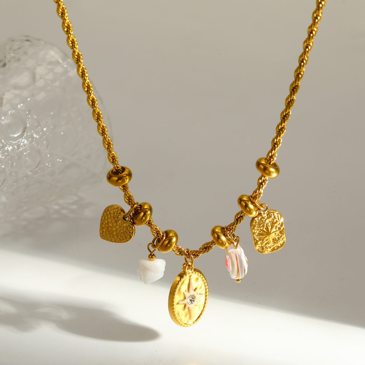 Sweet Round Pendant Necklace For Valentine's Day In 304 Stainless Steel With 18K Real Gold Plated Twist Chain