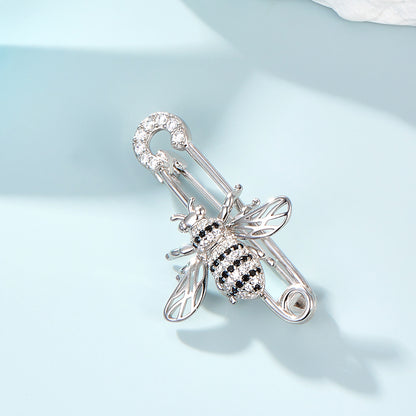 Pastoral Silver Bee Brooch In 925 Sterling Silver With Zircon Inlay, Unisex, 1 Piece