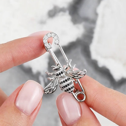 Pastoral Silver Bee Brooch In 925 Sterling Silver With Zircon Inlay, Unisex, 1 Piece