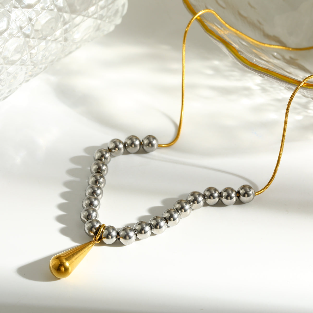 Round Pendant Necklace For Women In 201 Stainless Steel With Electroplated 18K Real Gold Plated Finish And Snake Chain