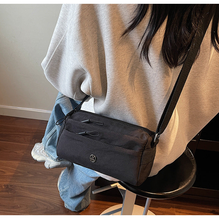 Square Polyester Shoulder Bag For Women, Stylish And Durable Design