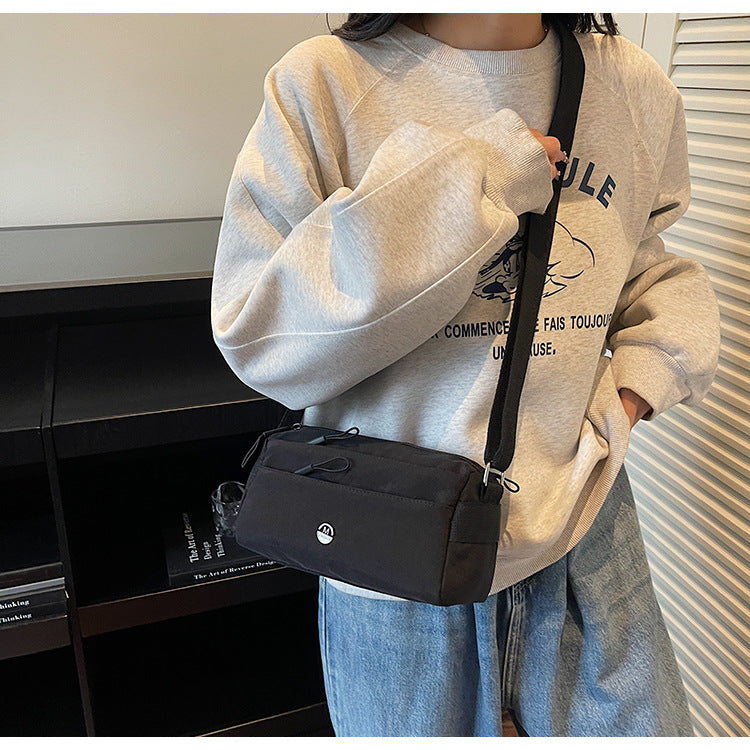 Square Polyester Shoulder Bag For Women, Stylish And Durable Design