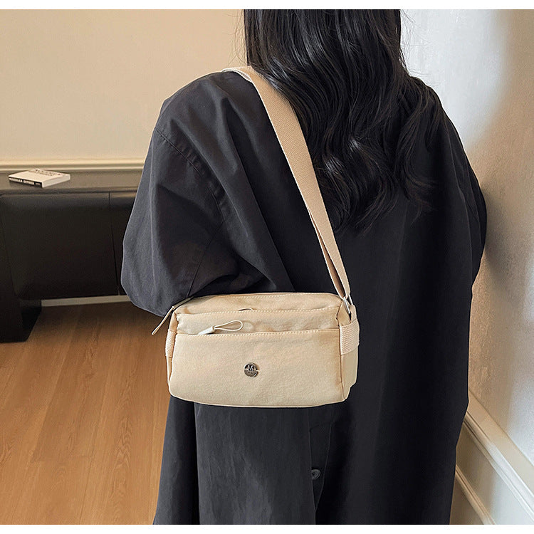 Square Polyester Shoulder Bag For Women, Stylish And Durable Design