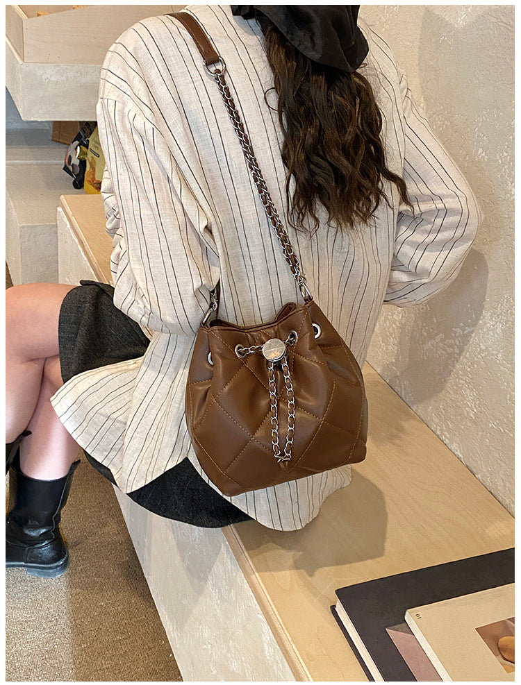 Bucket Shoulder Bag For Women In PU Leather, Stylish And Practical Design