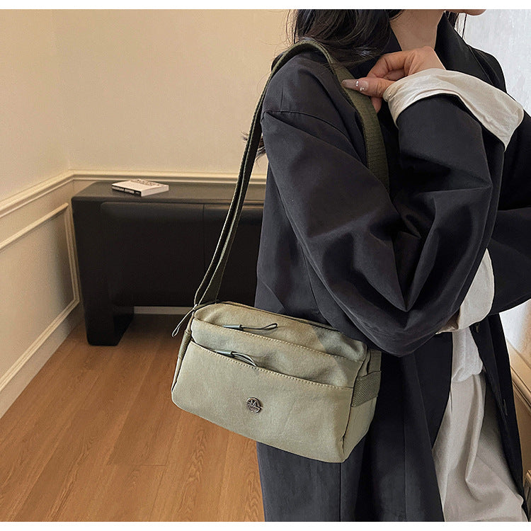 Square Polyester Shoulder Bag For Women, Stylish And Durable Design