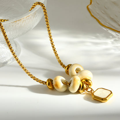 Electroplated Circle Pendant Necklace For Women In 201 Stainless Steel With 18K Real Gold Plated Box Chain
