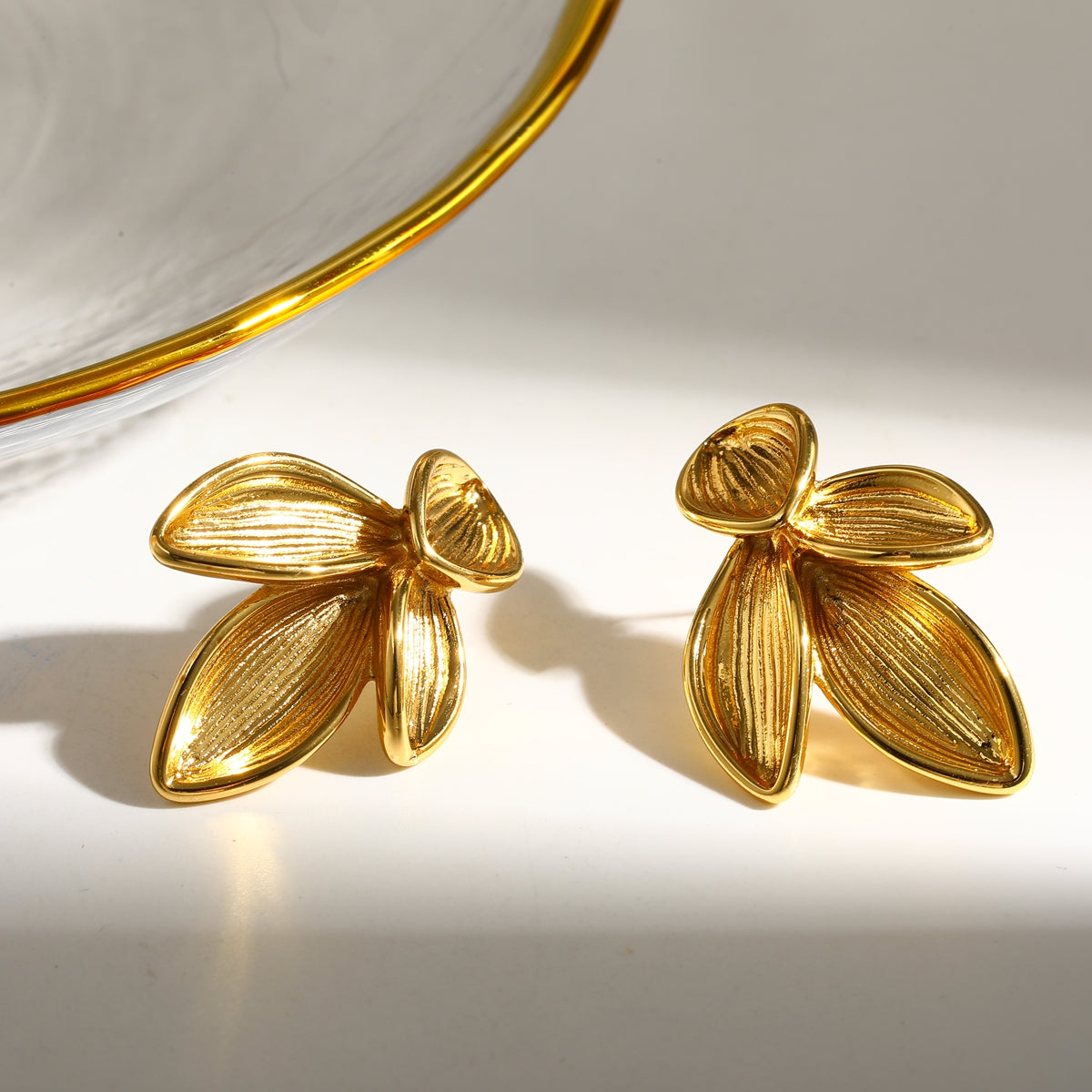 Casual Flowers Stud Earrings For Women In 304 Stainless Steel With Electroplated 18K Real Gold Plated Finish