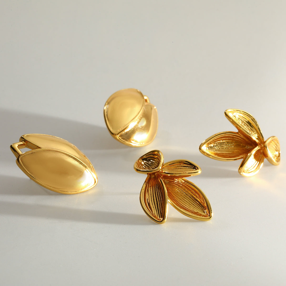 Casual Flowers Stud Earrings For Women In 304 Stainless Steel With Electroplated 18K Real Gold Plated Finish