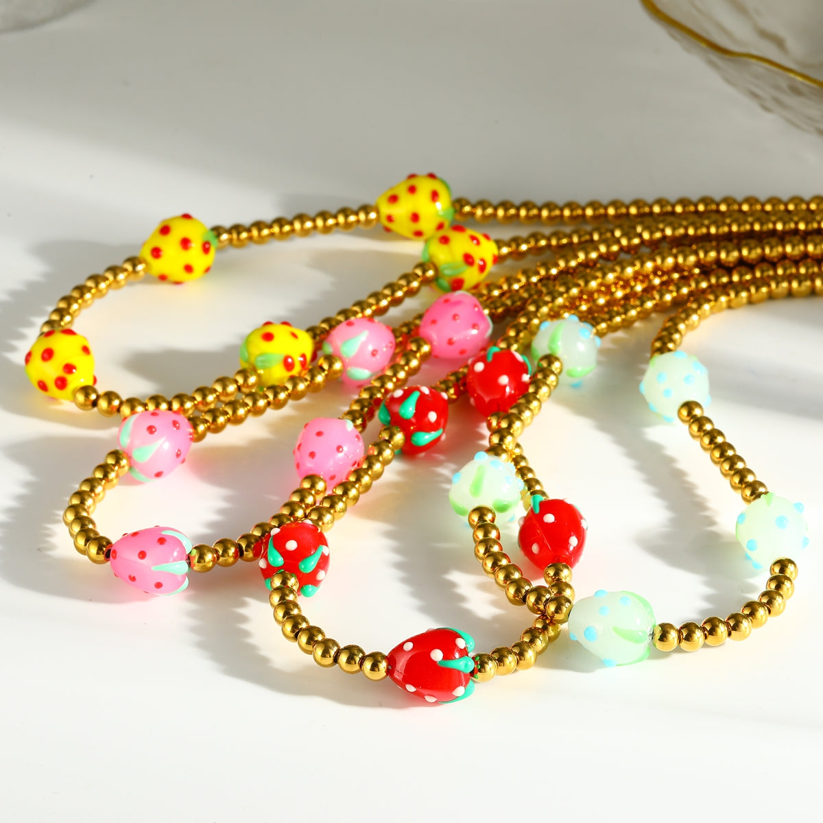 Sweet Round Pendant Necklace For Women In 303 Stainless Steel With 18K Real Gold Plated Beaded Chain