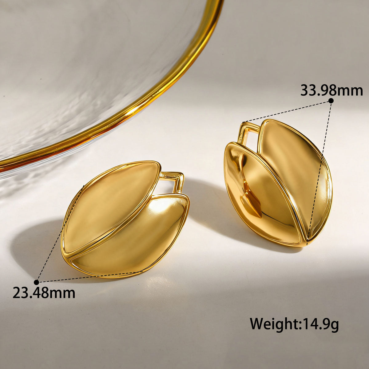 Casual Flowers Stud Earrings For Women In 304 Stainless Steel With Electroplated 18K Real Gold Plated Finish