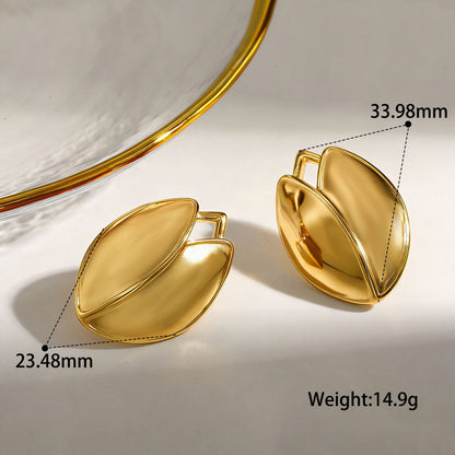 Casual Flowers Stud Earrings For Women In 304 Stainless Steel With Electroplated 18K Real Gold Plated Finish