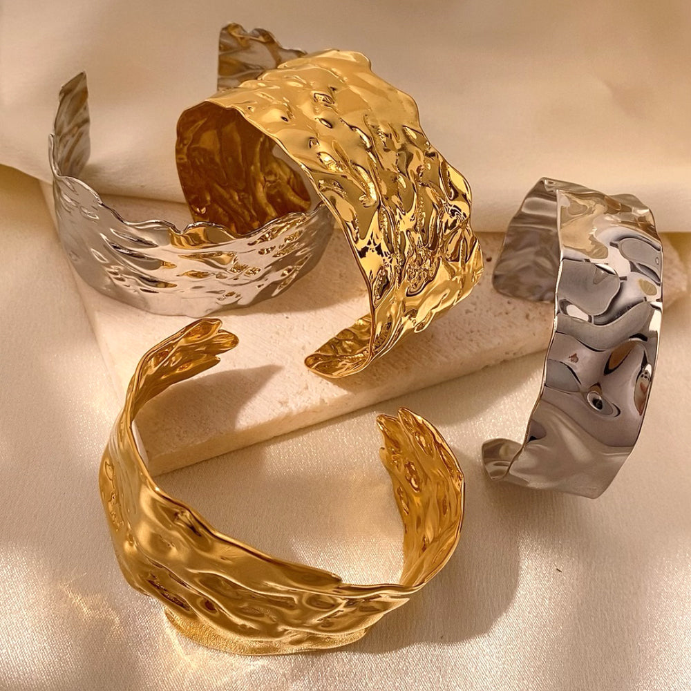 For Unisex Geometric Three-dimensional Bangle In Titanium Steel With 18K Gold Plated PVD Coating