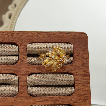 Retro Brushed Copper Open Rings For Women With Zircon Inlay Featuring Floral Pattern