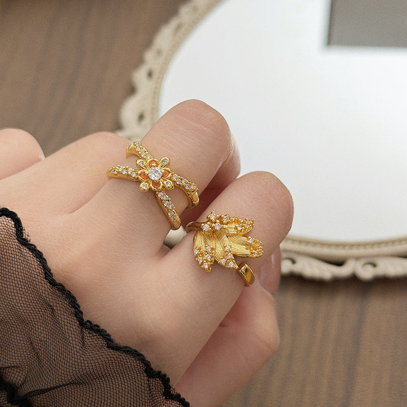 Retro Brushed Copper Open Rings For Women With Zircon Inlay Featuring Floral Pattern