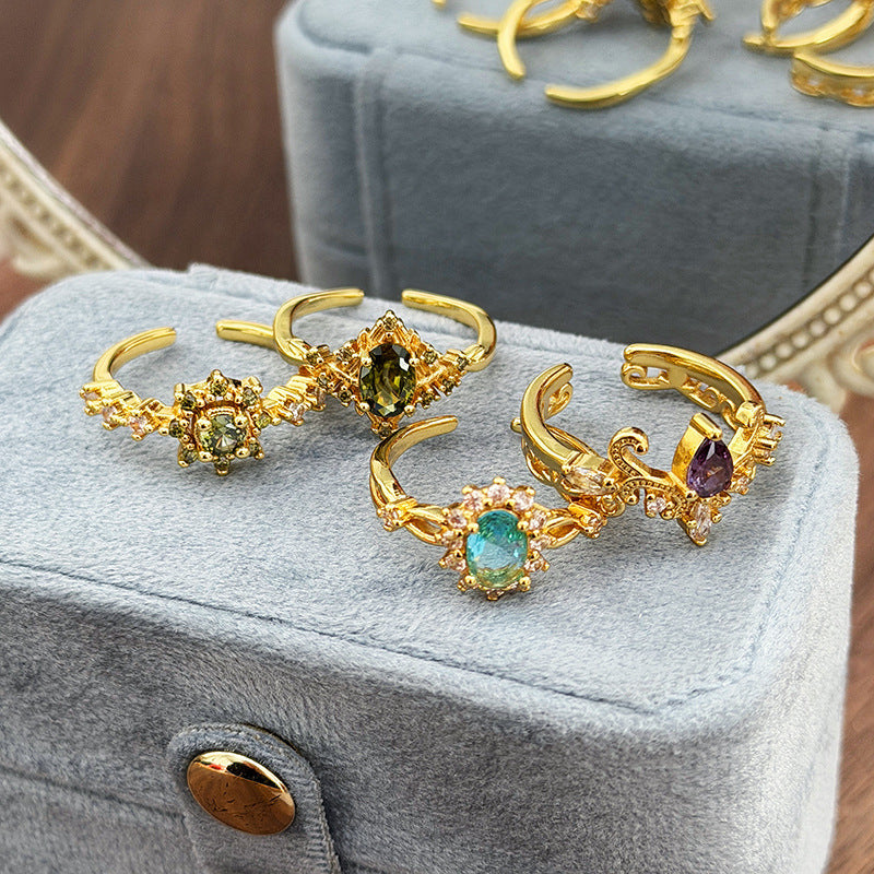 Retro Copper Open Rings For Women With Zircon Inlay Featuring Elegant Line Patterns