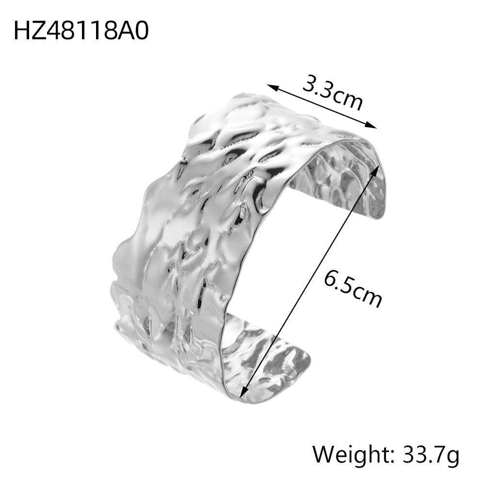 For Unisex Geometric Three-dimensional Bangle In Titanium Steel With 18K Gold Plated PVD Coating