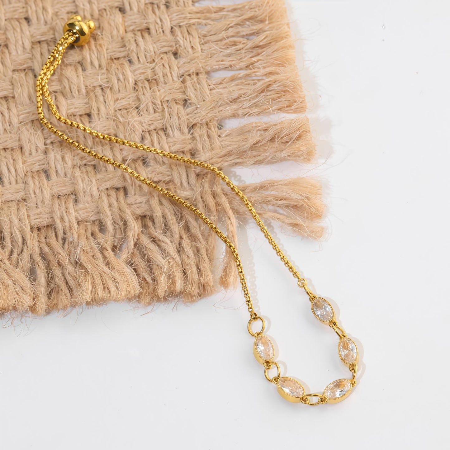 Luxurious Twist Necklace For Unisex Featuring Electroplated Titanium Steel With Zircon Inlay On Twisted Rope Chain