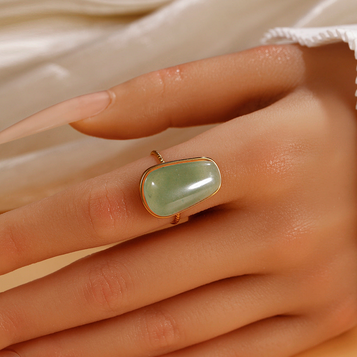 Retro Geometric Ring For Women Featuring Natural Stone With February Birthstone Amethyst Inlay