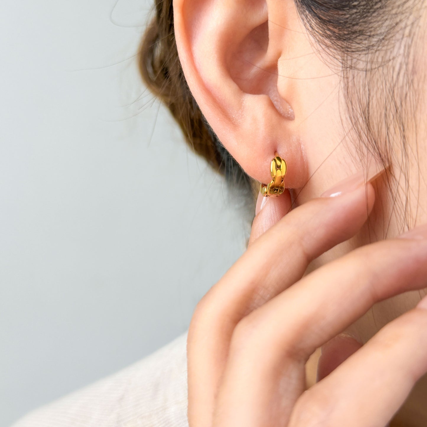 Round Electroplated Earrings For Women In 304 Stainless Steel With 18K Real Gold Plated PVD Coating