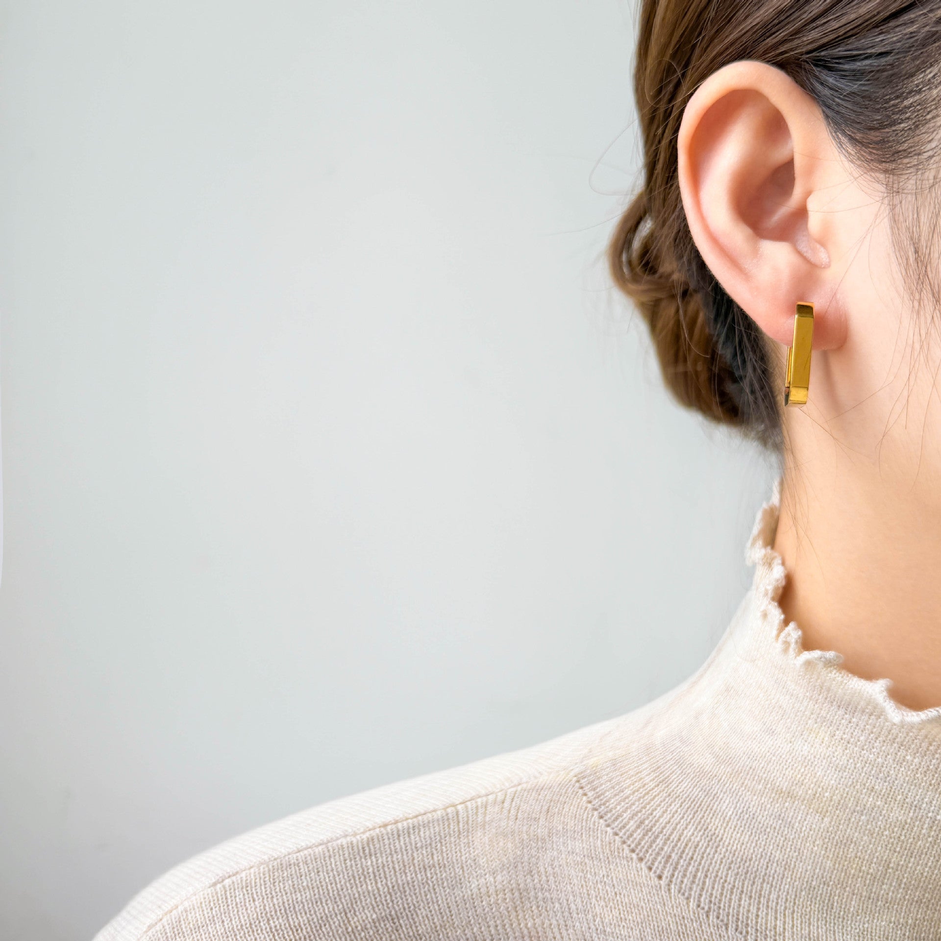 Round Electroplated Earrings For Women In 304 Stainless Steel With 18K Real Gold Plated PVD Coating