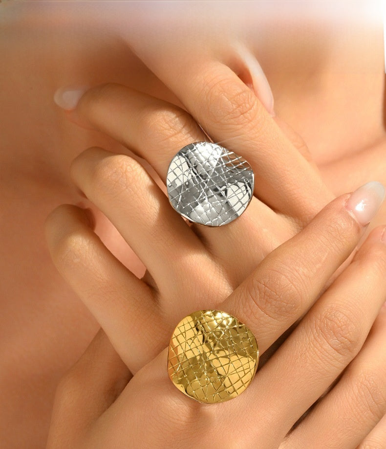 Retro Geometric Open Ring For Women In Steel Color, Stylish And Unique Design