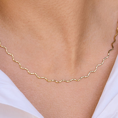 Waves Necklace For Women In 304 Stainless Steel With Waterproof Non Tarnish Finish And 18K Real Gold Plated Singapore Chain