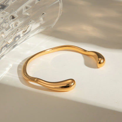 Geometric Bangle For Women Featuring Electroplated 304 Stainless Steel With 18K Real Gold Plated PVD Coated Finish