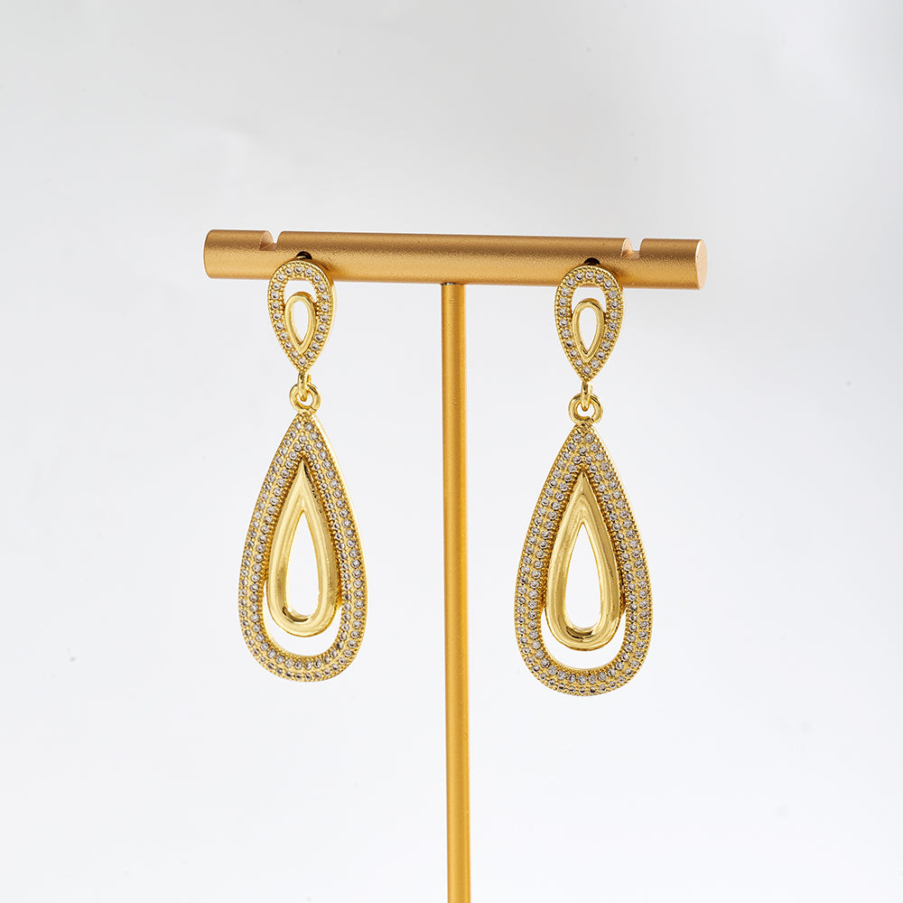 Water Droplets Stud Earrings For Valentine's Day, Casual Style Copper Earrings With 18K Gold Plating And Acrylic Pearl Inlay