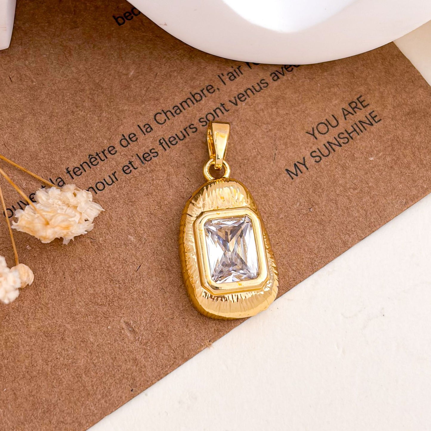 Copper Flowers Pendant With 18K Real Gold Plated Electroplated Finish, Golden Love Charms Jewelry Accessories