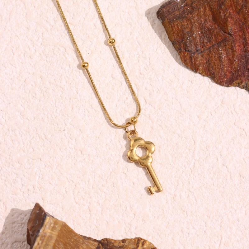 Heart-shaped Collarbone Chain, Fashionable And Durable Stainless Steel Material