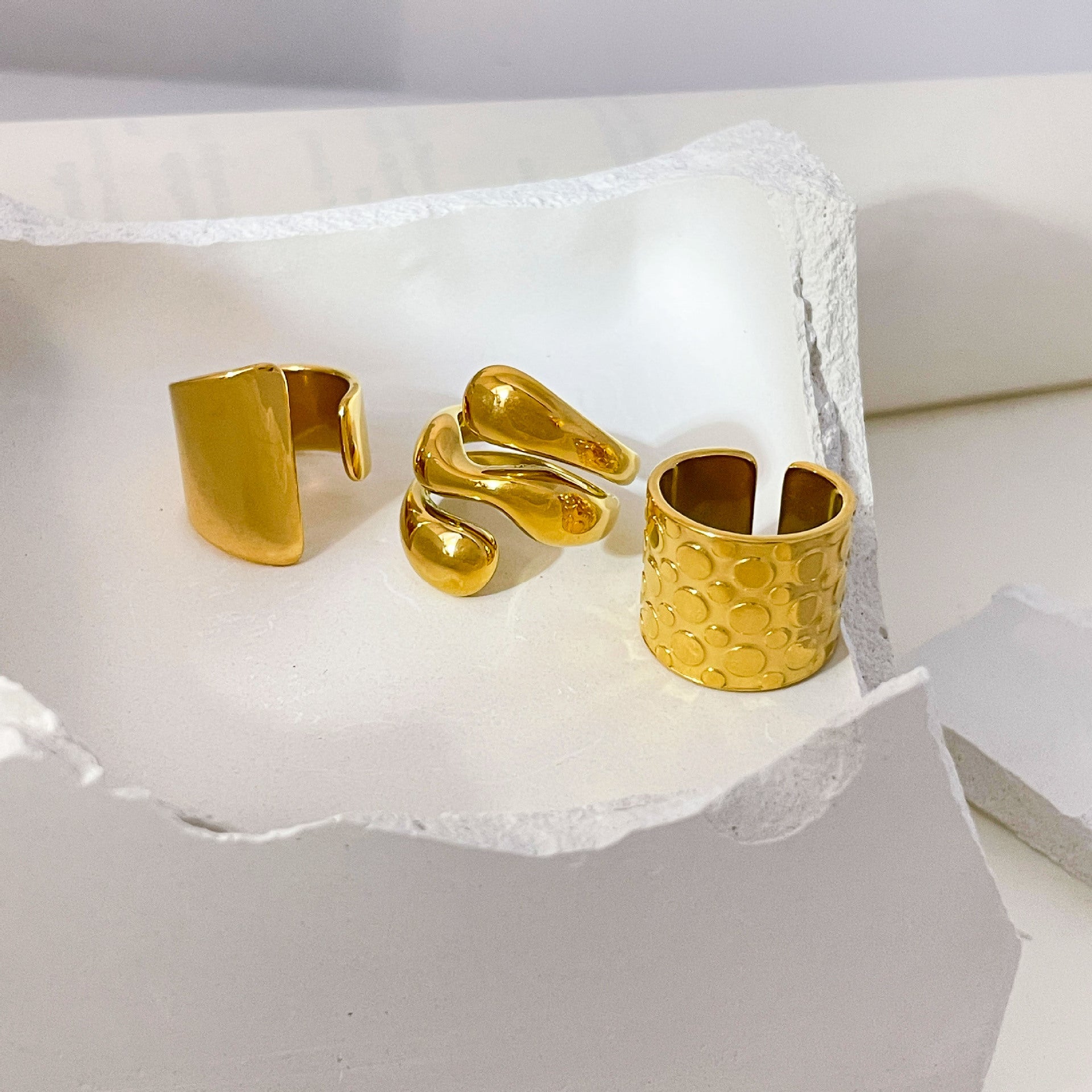 For Women Irregular Rings Crafted From 304 Stainless Steel With Electroplated 18K Real Gold Plated And PVD Coated Finish