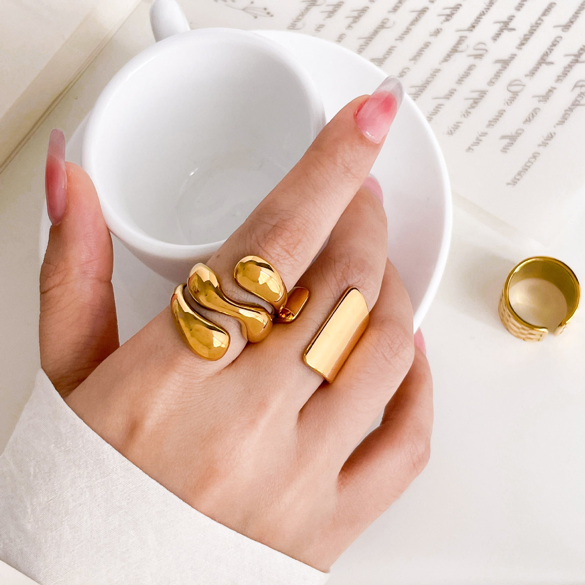 For Women Irregular Rings Crafted From 304 Stainless Steel With Electroplated 18K Real Gold Plated And PVD Coated Finish