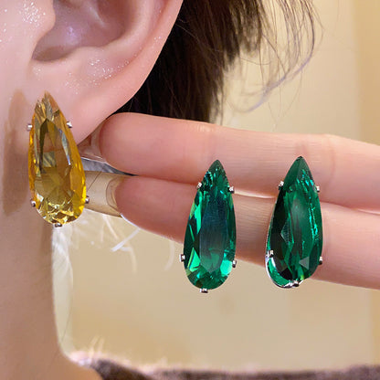 Simple Style Rectangle Stud Earrings For Women With Electroplated Gold Plating And Zircon Inlay