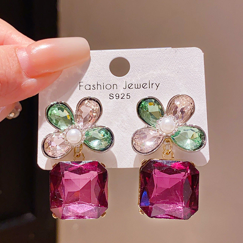 Retro Round Stud Earrings For Women With Tassel Craft, Imitation Pearl Material, And Zircon Inlay