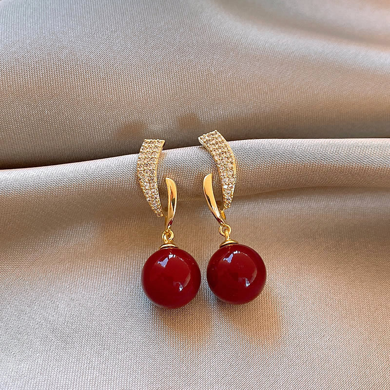 Geometric Enamel Earrings For Women In Retro Style Featuring Red Metal Design