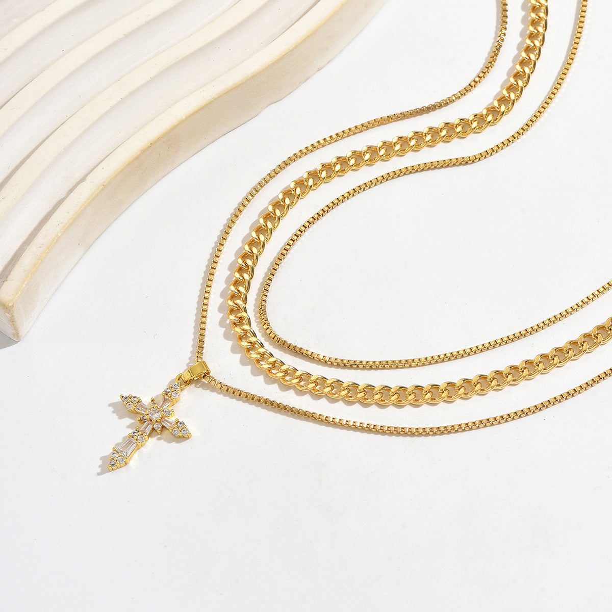 Cross Pendant Necklace For Women Featuring Electroplated Copper Material With Zircon Inlay
