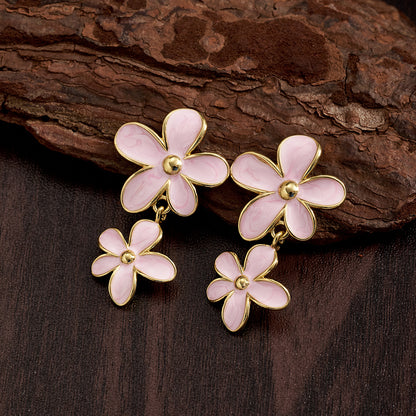 Polished Copper Flowers Stud Earrings For Women In Casual Style With 18K Gold Plated Finish