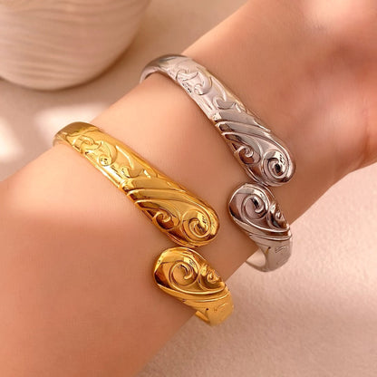 For Unisex Geometric Three-dimensional Bangle In Titanium Steel With 18K Gold Plated PVD Coating