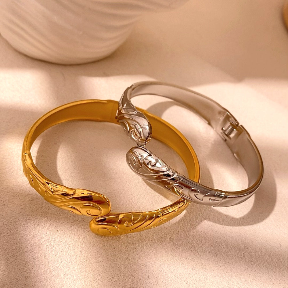 For Unisex Geometric Three-dimensional Bangle In Titanium Steel With 18K Gold Plated PVD Coating