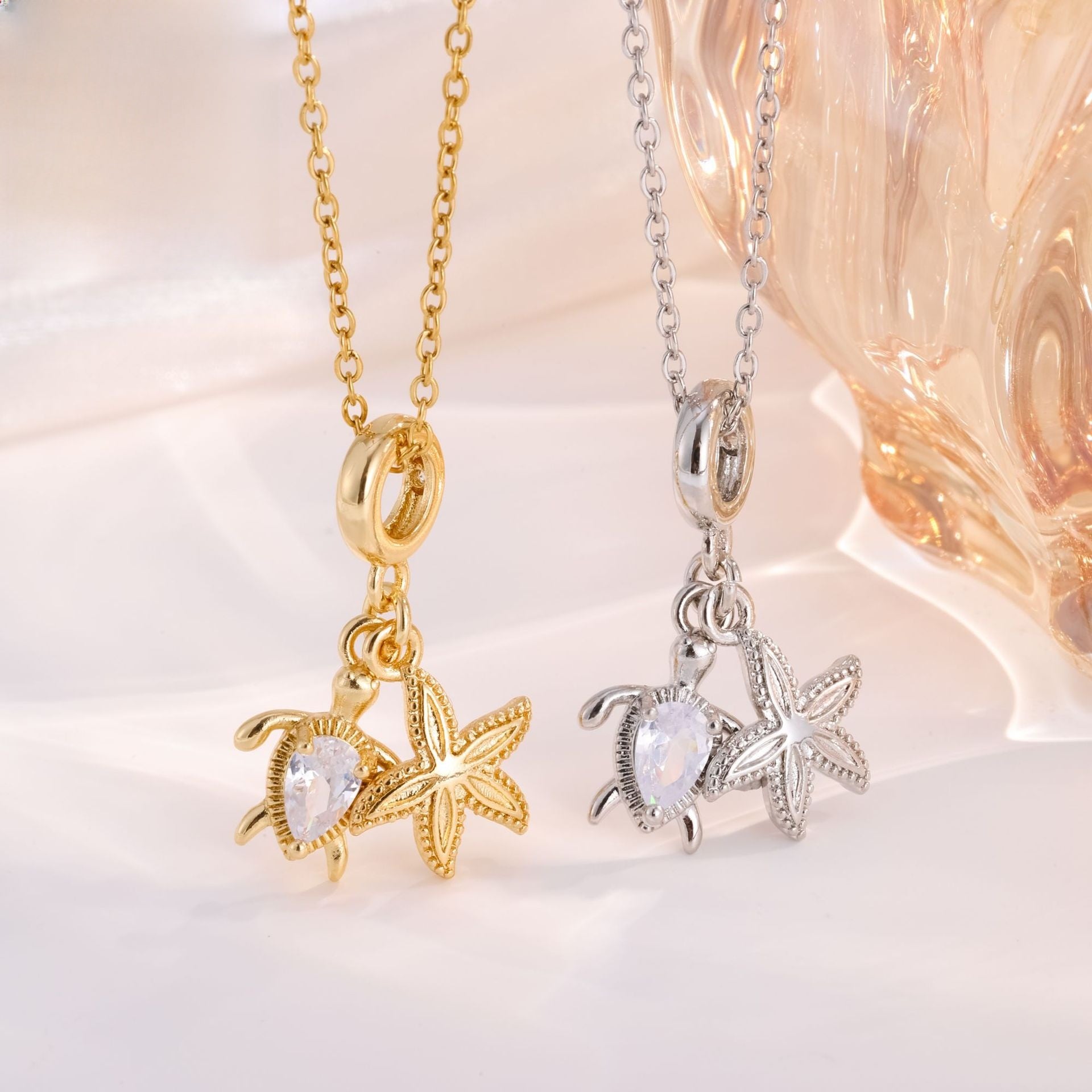 Starfish Necklace For Women With Zircon Inlay, Copper Material, PVD Coated Gold Plating, Featuring A Cable Chain