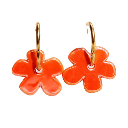 Sweet Ceramic Earrings For Daily Wear Featuring Beautiful Flowers Design Available In Colour