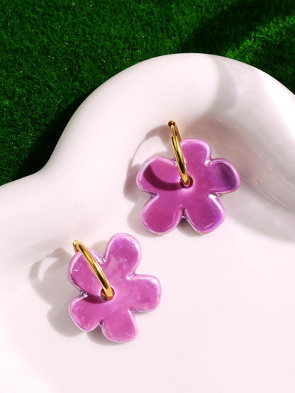 Sweet Ceramic Earrings For Daily Wear Featuring Beautiful Flowers Design Available In Colour