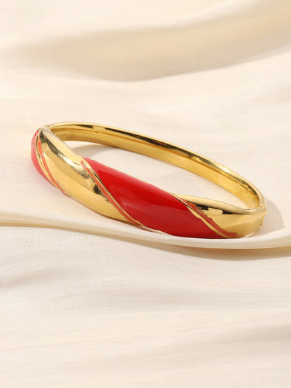 Exaggerated Circle Bangle For Women In Titanium Steel With Enamel Craft And 18K Real Gold Electroplated Finish