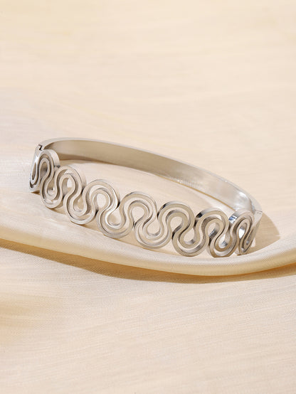 Retro Style Titanium Steel Bangle With 18K Real Gold Electroplated Finish In Gold